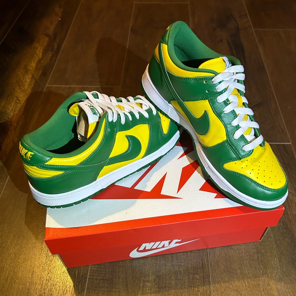 Size 9.5 - Nike Dunk Low Green/Pine/Varsity Maize/White 2020 Dead stock